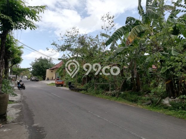 SEWA LAHAN! Tanah Kawasan Legian, Luas 623m², Area Komersial SEWA LAHAN! Tanah Kawasan Legian, Luas 623m², Area Komersial