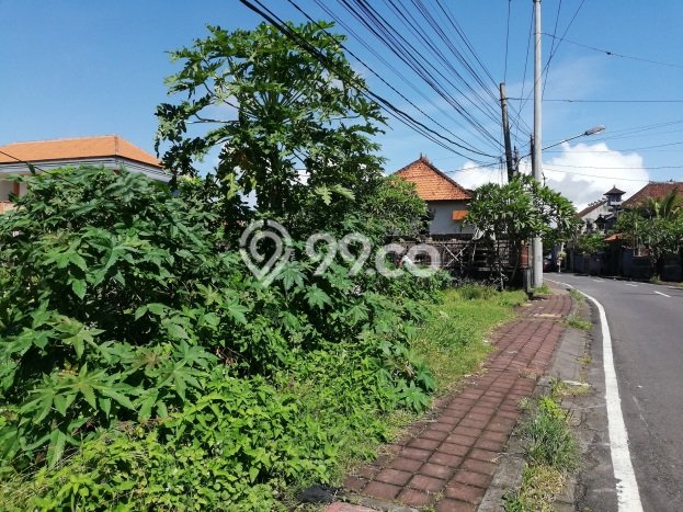 SEWA TANAH! Tanah di Seminyak, Luas 1000m², Akses Jalan Utama SEWA TANAH! Tanah di Seminyak, Luas 1000m², Akses Jalan Utama