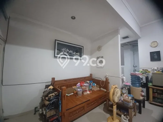 Rumah Modern Cantik 5 KT Bisa Langsung Pindah di Banyumanik Rumah Modern Cantik 5 KT Bisa Langsung Pindah di Banyumanik