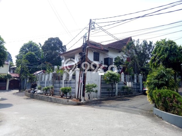 Rumah Luxury Modern Siap Huni di Cinere Jakarta Selatan Rumah Luxury Modern Siap Huni di Cinere Jakarta Selatan