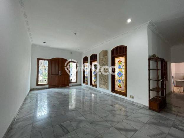 Rumah Luxury Modern Tanpa Renovasi di Cinere Jakarta Selatan Rumah Luxury Modern Tanpa Renovasi di Cinere Jakarta Selatan