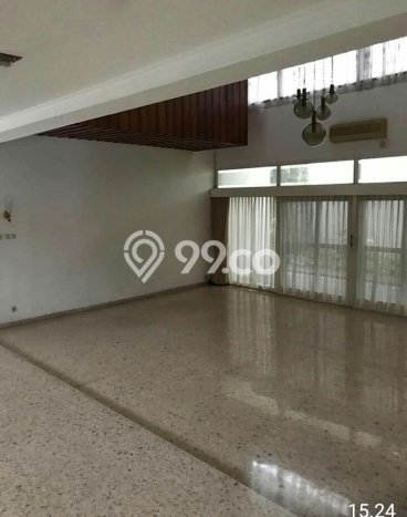 For Sale! Luxury House LT 1515m2 Desain Elegan di Pondok Indah For Sale! Luxury House LT 1515m2 Desain Elegan di Pondok Indah