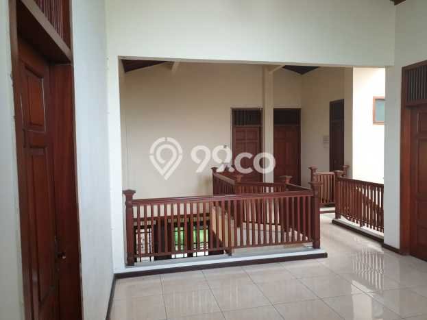 Disewakan! Rumah 5 Kamar Tidur &
3 Kamar Mandi di Lebak Bulus, Jakarta Selatan Disewakan! Rumah 5 Kamar Tidur &
3 Kamar Mandi di Lebak Bulus, Jakarta Selatan