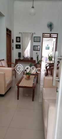 Rumah Mewah Siap Huni LT 254m2 di Limo, Depok Rumah Mewah Siap Huni LT 254m2 di Limo, Depok