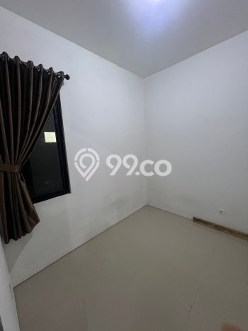 Jarang Ada! Rumah Kontrakan 2 Kamar Nyaman Siap Huni Semanan Jarang Ada! Rumah Kontrakan 2 Kamar Nyaman Siap Huni Semanan