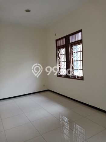 Jarang Ada! Rumah Kontrakan 6 Kamar Bagus Siap Huni Lebak Bulus Jarang Ada! Rumah Kontrakan 6 Kamar Bagus Siap Huni Lebak Bulus