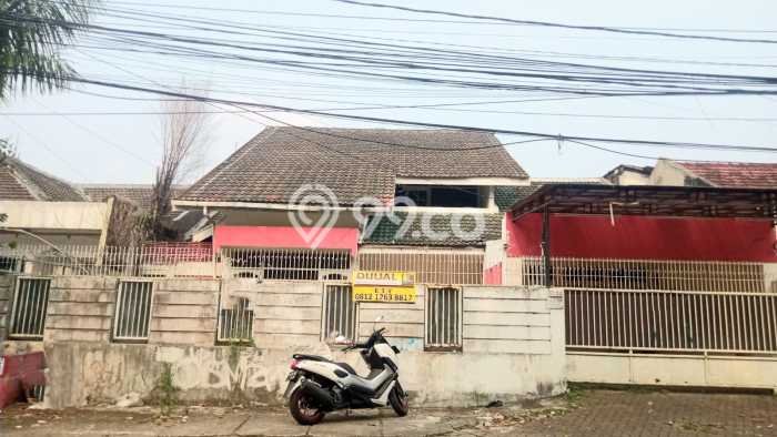 Rumah Elit LB 200m2 Siap Huni Desain Elegan di Cinere, Jakarta Selatan Rumah Elit LB 200m2 Siap Huni Desain Elegan di Cinere, Jakarta Selatan