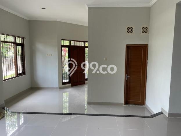 Dijual Rumah Mewah Elegan Dengan View Cantik di Cinere, Jakarta Selatan Dijual Rumah Mewah Elegan Dengan View Cantik di Cinere, Jakarta Selatan