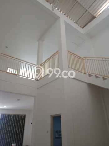 Unit Ruko Dijual di Jakarta Selatan LT 122m2 & LB 183m2 Unit Ruko Dijual di Jakarta Selatan LT 122m2 & LB 183m2