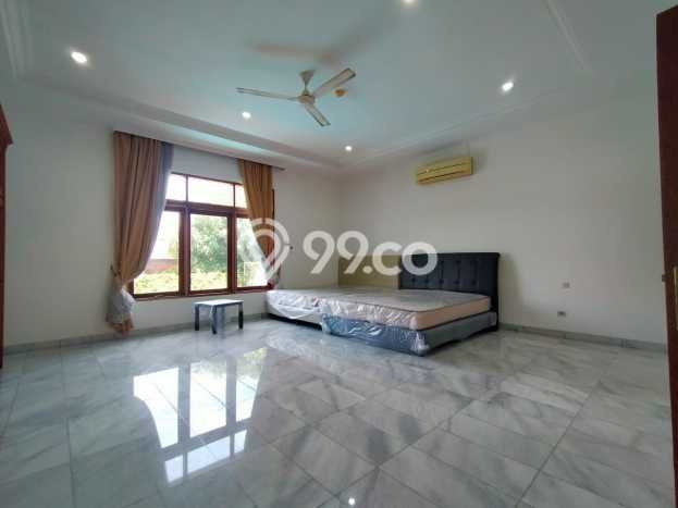 Rumah Sewa Jakarta Selatan LT 595m2 LB 425m2 Kawasan Kebagusan Rumah Sewa Jakarta Selatan LT 595m2 LB 425m2 Kawasan Kebagusan