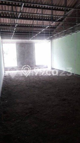 Ruko Disewa di Jakarta Selatan dengan LB 600m2 Area Komersial Ramai Ruko Disewa di Jakarta Selatan dengan LB 600m2 Area Komersial Ramai