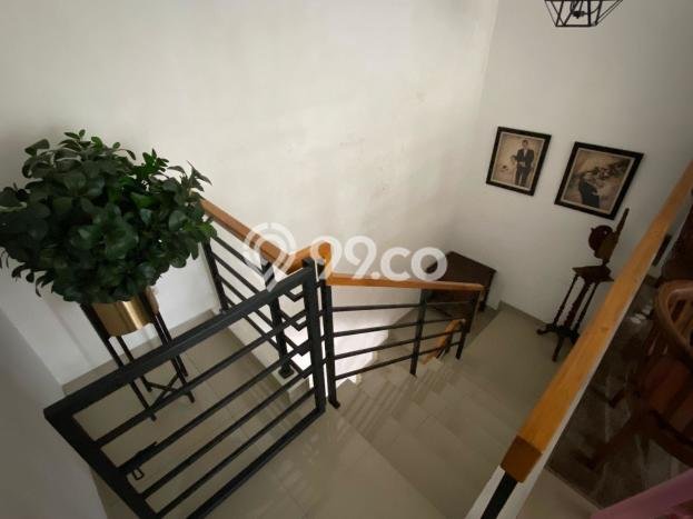 Rumah Luxury Modern Tanpa Renovasi di Bintaro Jakarta Selatan Rumah Luxury Modern Tanpa Renovasi di Bintaro Jakarta Selatan
