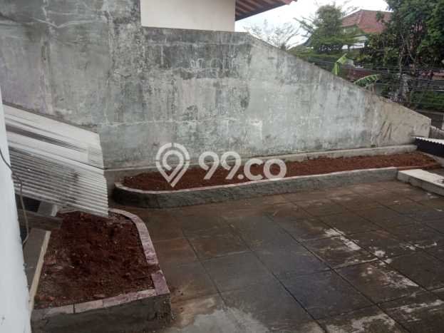 Ready to Use! Premium House LT 300m2 Desain Modern di Cinere Ready to Use! Premium House LT 300m2 Desain Modern di Cinere