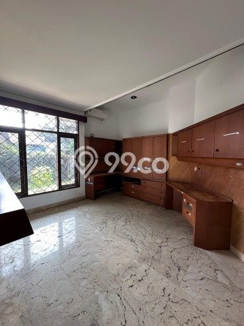 Jual Rumah Mewah Elegan Dengan View Cantik di Cinere, Jakarta Selatan Jual Rumah Mewah Elegan Dengan View Cantik di Cinere, Jakarta Selatan