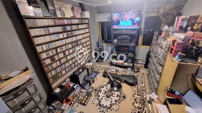 Rumah Mewah Dijual LT 230m2 di Kebayoran Baru, Jakarta Selatan Rumah Mewah Dijual LT 230m2 di Kebayoran Baru, Jakarta Selatan