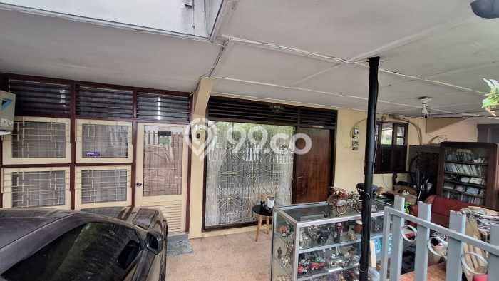 Rumah Mewah Dijual LT 230m2 di Kebayoran Baru, Jakarta Selatan Rumah Mewah Dijual LT 230m2 di Kebayoran Baru, Jakarta Selatan