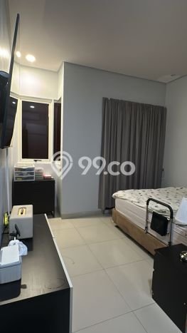 Jual Rumah Luas Megah Dengan View Cantik di Puri Mansion, Jakarta Barat Jual Rumah Luas Megah Dengan View Cantik di Puri Mansion, Jakarta Barat