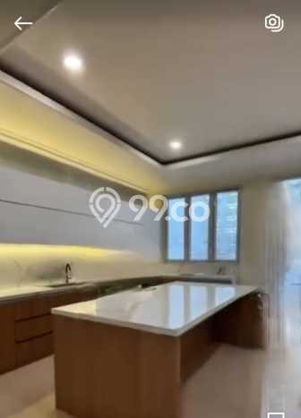 For Sale! Luxury House LT 240m2 Desain Elegan di Alam Sutera For Sale! Luxury House LT 240m2 Desain Elegan di Alam Sutera