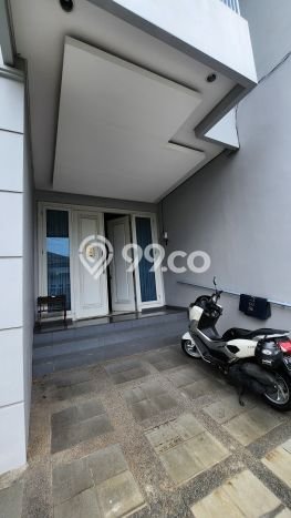 Rumah Elit LB 250m2 Siap Huni Desain Elegan di Tubagus Angke, Jakarta Barat Rumah Elit LB 250m2 Siap Huni Desain Elegan di Tubagus Angke, Jakarta Barat