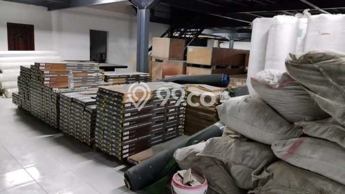 Area Strategis! Disewakan Gudang Lokasi Legok, Tangerang Cocok untuk Bisnis Area Strategis! Disewakan Gudang Lokasi Legok, Tangerang Cocok untuk Bisnis