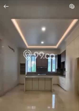 For Sale! Luxury House LT 240m2 Desain Elegan di Alam Sutera For Sale! Luxury House LT 240m2 Desain Elegan di Alam Sutera