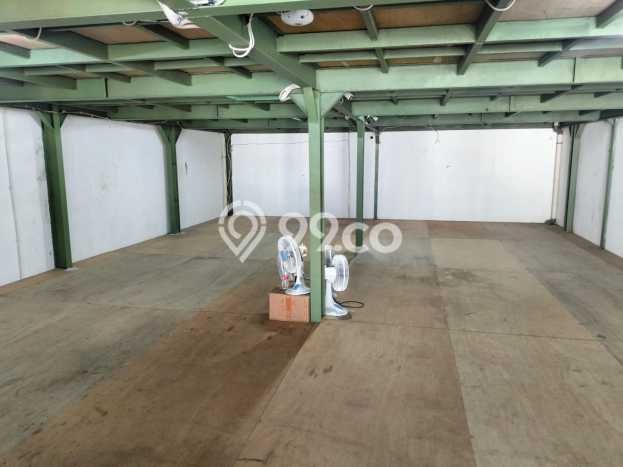 Unit Gudang Disewa Lokasi Cakung, Jakarta Timur Spesifikasi Luas Bangunan 400m2 Unit Gudang Disewa Lokasi Cakung, Jakarta Timur Spesifikasi Luas Bangunan 400m2
