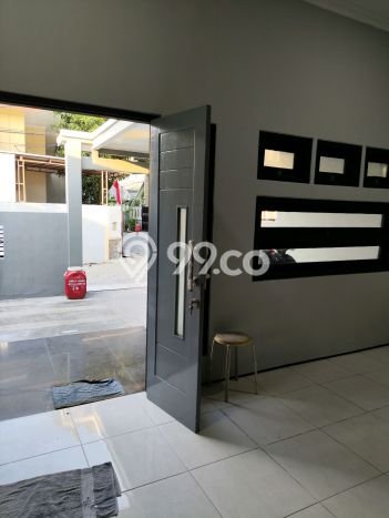 Dijual Cepat Rumah Favorit Siap Huni LB 100m2 di Cipondoh, Tangerang Dijual Cepat Rumah Favorit Siap Huni LB 100m2 di Cipondoh, Tangerang