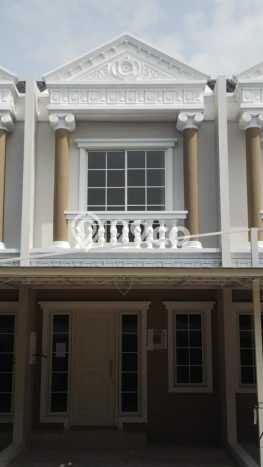 Jarang Ada! Rumah Sewa 2 Kamar Bagus Siap Huni Green Lake City Jarang Ada! Rumah Sewa 2 Kamar Bagus Siap Huni Green Lake City