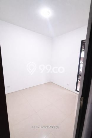 Rumah Luxury Modern Tanpa Renovasi di Semanan Jakarta Barat Rumah Luxury Modern Tanpa Renovasi di Semanan Jakarta Barat
