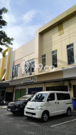 Ruko Dijual di Prime Area Jakarta Barat Luas 70m2 Ruko Dijual di Prime Area Jakarta Barat Luas 70m2