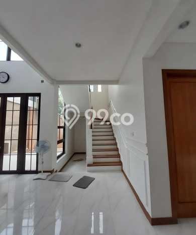 For Sale Rumah Mewah Exclusive di Gajah Mungkur, Semarang For Sale Rumah Mewah Exclusive di Gajah Mungkur, Semarang