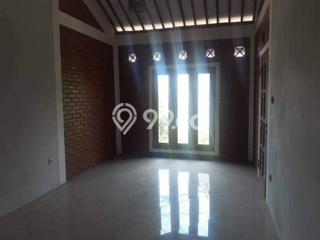 Jual Segera Rumah 3 KT 2 KM di Lokasi Premium Tembalang, Semarang Jual Segera Rumah 3 KT 2 KM di Lokasi Premium Tembalang, Semarang
