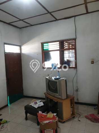 Jual Rumah Bagus Siap Huni LB 120m2 di Banyumanik, Semarang Jual Rumah Bagus Siap Huni LB 120m2 di Banyumanik, Semarang