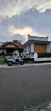 Disewakan Rumah Konsep Modern di Banyumanik Semarang dengan 3 Kamar Disewakan Rumah Konsep Modern di Banyumanik Semarang dengan 3 Kamar