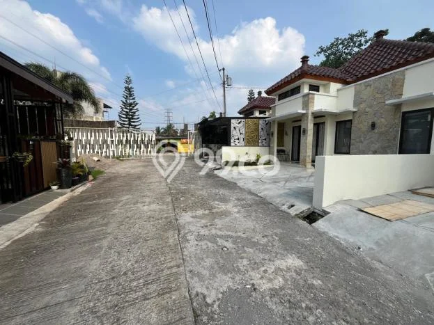 Siap Huni Rumah Minimalis & Modern LB 45m2 di Ungaran Siap Huni Rumah Minimalis & Modern LB 45m2 di Ungaran