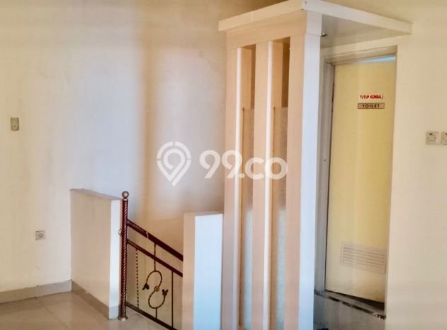 Ruko Strategis di Tembalang, Luas 100m2m², Lokasi Berkembang Ruko Strategis di Tembalang, Luas 100m2m², Lokasi Berkembang