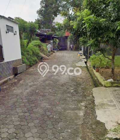 For Sale Rumah 2 Kamar Lokasi Ideal Bagus dan Strategis di Banyumanik For Sale Rumah 2 Kamar Lokasi Ideal Bagus dan Strategis di Banyumanik