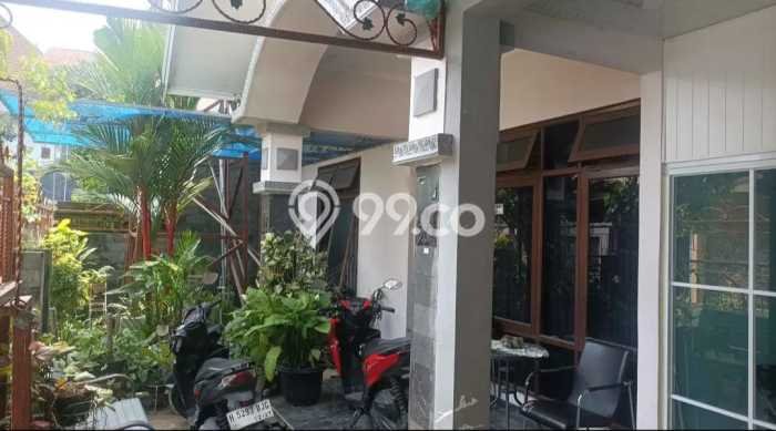 Rumah Strategis Modern Lb 240m2 di Banyumanik, Semarang Rumah Strategis Modern Lb 240m2 di Banyumanik, Semarang