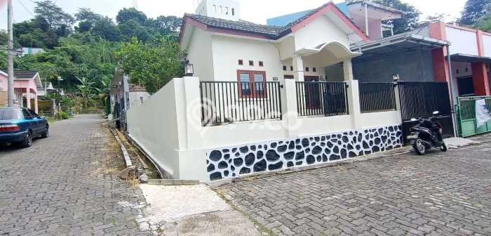 Rumah Budget Favorit Dijual Area Banyumanik LT 120m2 Rumah Budget Favorit Dijual Area Banyumanik LT 120m2