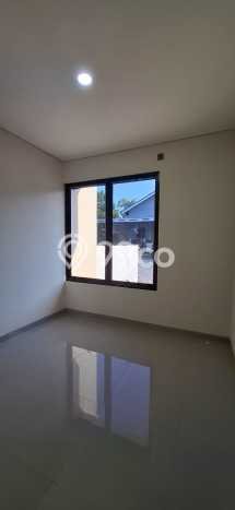 Dijual Cepat Rumah Favorit Siap Huni LB 78m2 di Banyumanik, Semarang Dijual Cepat Rumah Favorit Siap Huni LB 78m2 di Banyumanik, Semarang