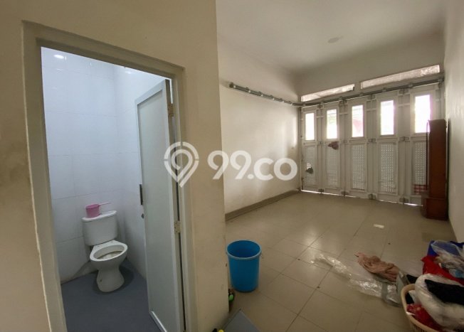 Rumah Luas Asri 3 KT Siap Huni di Manyaran Semarang Rumah Luas Asri 3 KT Siap Huni di Manyaran Semarang