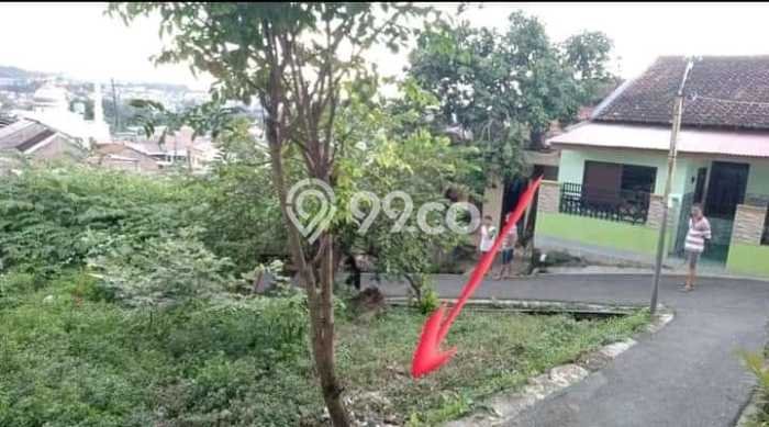 Tanah Dijual Area Strategis di Manyaran Semarang 180m2 Tanah Dijual Area Strategis di Manyaran Semarang 180m2