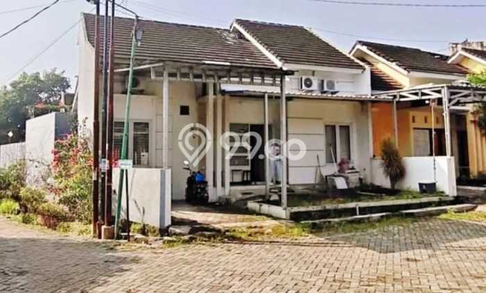 Rumah 3 KT 1 KM Fully Furnished di , Dekat Mal, Semarang Rumah 3 KT 1 KM Fully Furnished di , Dekat Mal, Semarang