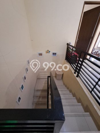 Dijual Rumah Luas Elegan Dengan View Eksklusif di Pondok Kelapa, Jakarta Timur Dijual Rumah Luas Elegan Dengan View Eksklusif di Pondok Kelapa, Jakarta Timur