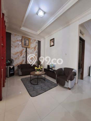 Dijual Rumah Luas Elegan Dengan View Eksklusif di Pondok Kelapa, Jakarta Timur Dijual Rumah Luas Elegan Dengan View Eksklusif di Pondok Kelapa, Jakarta Timur