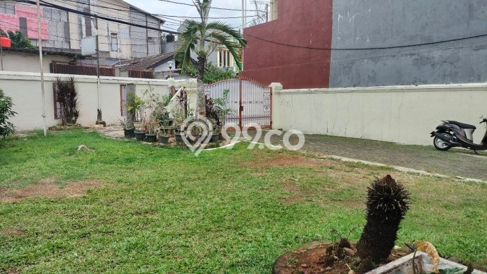 Dijual Rumah Luas Megah Dengan View Cantik di Condet, Jakarta Timur Dijual Rumah Luas Megah Dengan View Cantik di Condet, Jakarta Timur