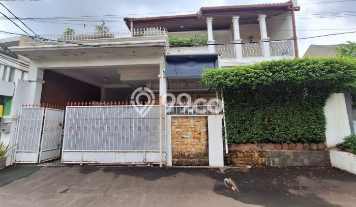 Jual Rumah Mewah Elegan Dengan View Cantik di Jatiwaringin, Bekasi Jual Rumah Mewah Elegan Dengan View Cantik di Jatiwaringin, Bekasi