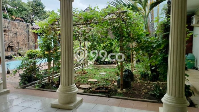 Dijual Rumah Luas Megah Dengan View Cantik di Condet, Jakarta Timur Dijual Rumah Luas Megah Dengan View Cantik di Condet, Jakarta Timur