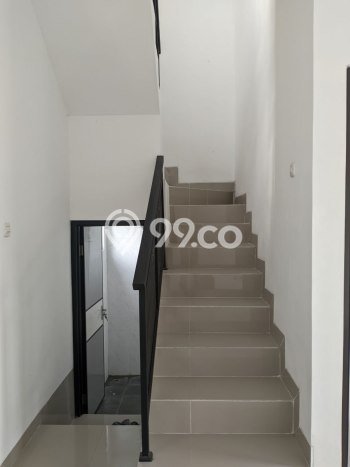 Jual Rumah Bagus Siap Huni LB 124m2 di Cilodong, Depok Jual Rumah Bagus Siap Huni LB 124m2 di Cilodong, Depok