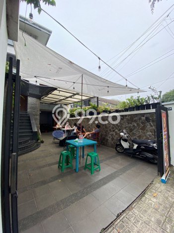 Jual Rumah Luas Elegan Dengan View Cantik di Otista, Jakarta Timur Jual Rumah Luas Elegan Dengan View Cantik di Otista, Jakarta Timur